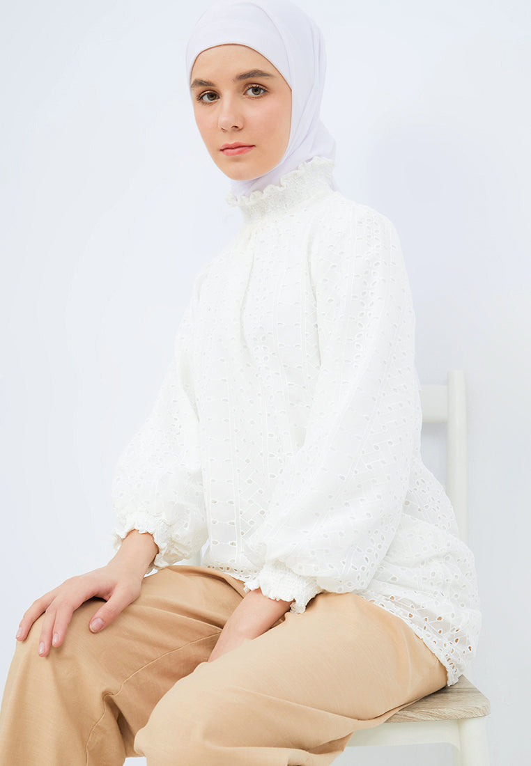 Puff Sleeves Lace Tunic
