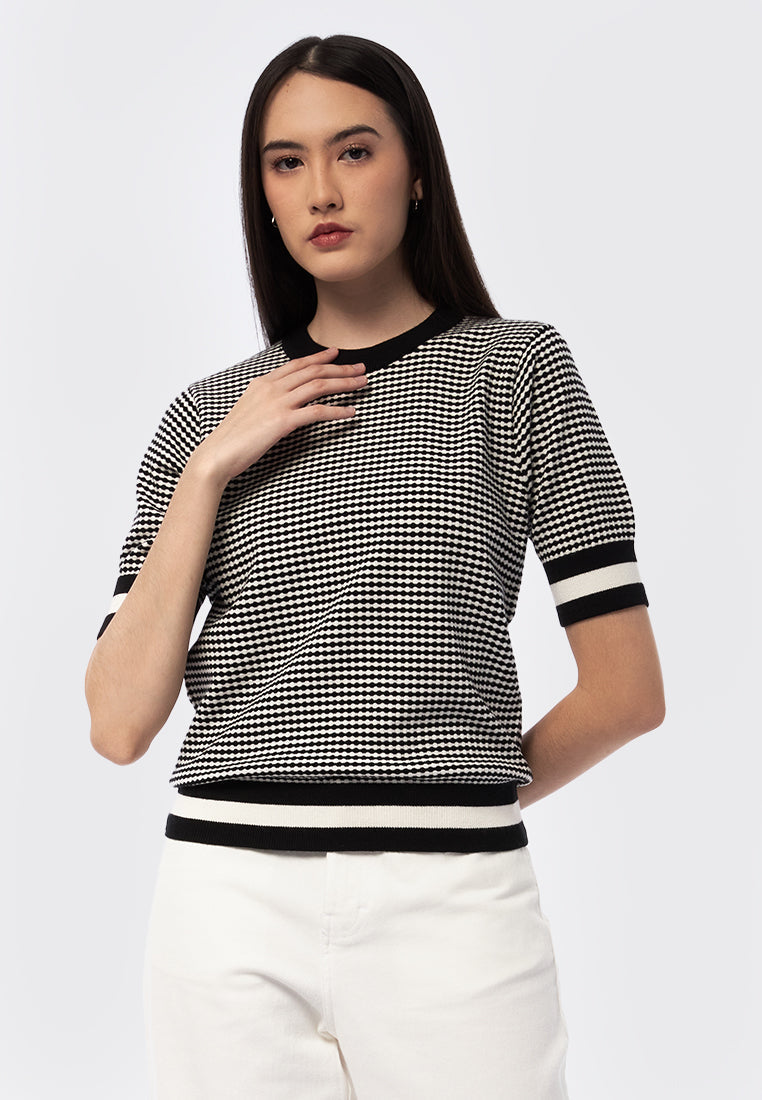 Short Sleeve Printed Knit Top