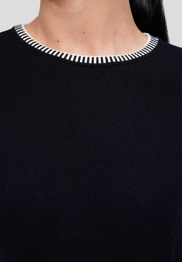 Contrast Stitch Short Sleeve Knit Top