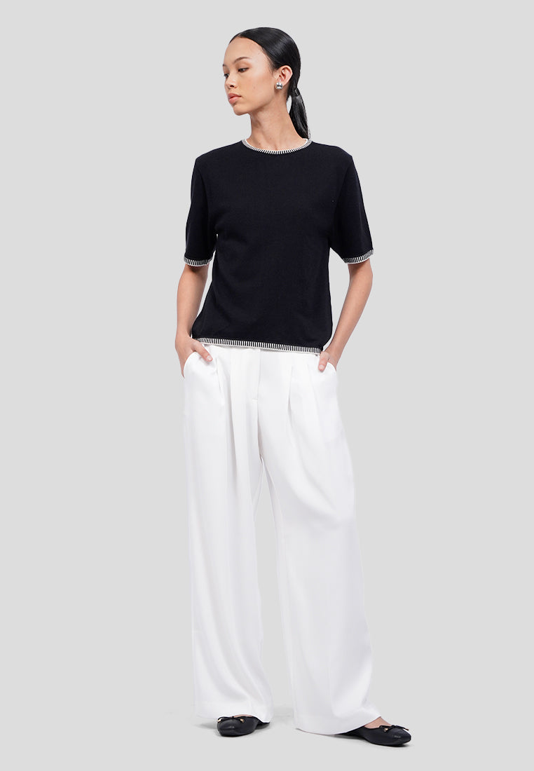 Contrast Stitch Short Sleeve Knit Top
