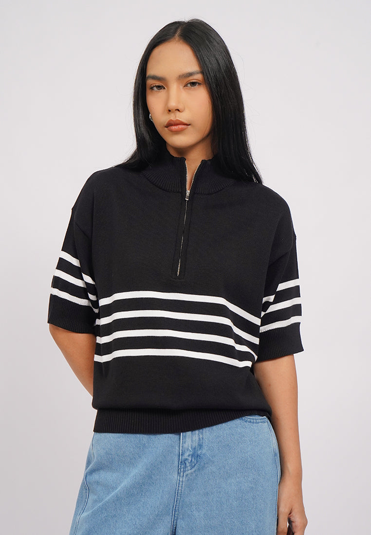 Short Sleeve Zipped Knit Top