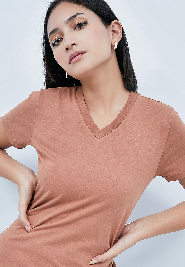 V-neck Basic T-shirt