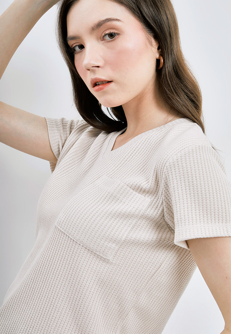V-neck Waffle T-shirt with Pocket