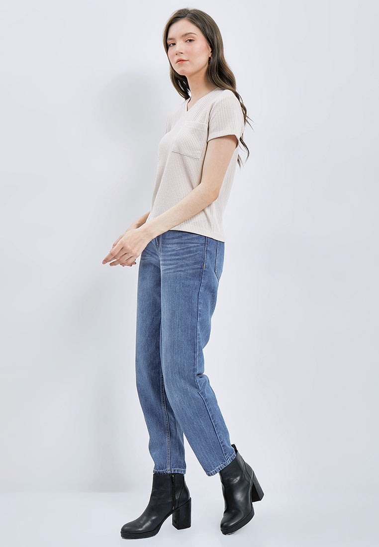 V-neck Waffle T-shirt with Pocket