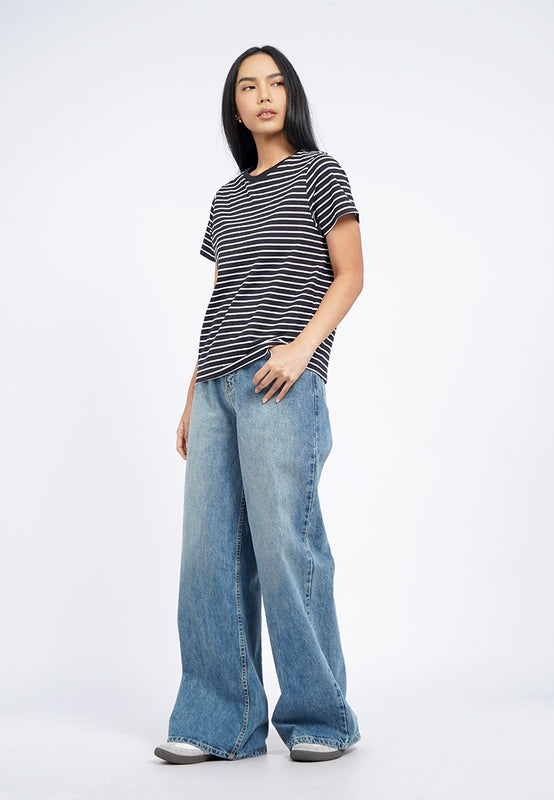 Round Neck Stripes T-Shirt