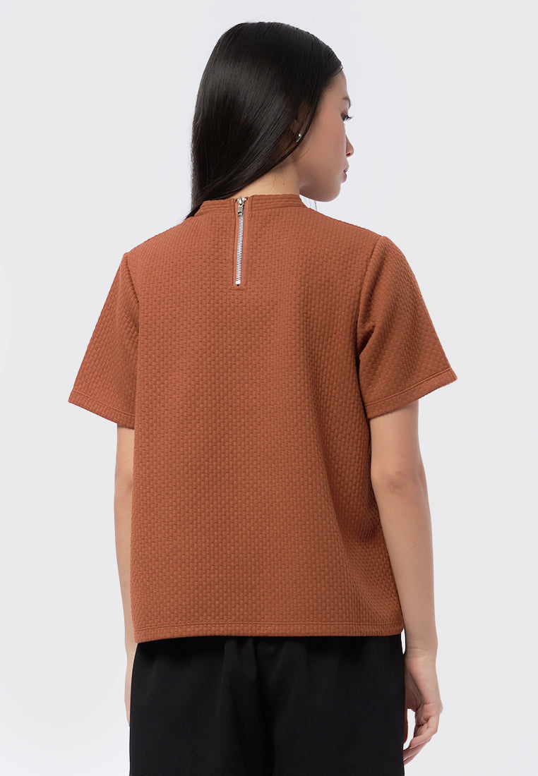 Round Neck Knit Top