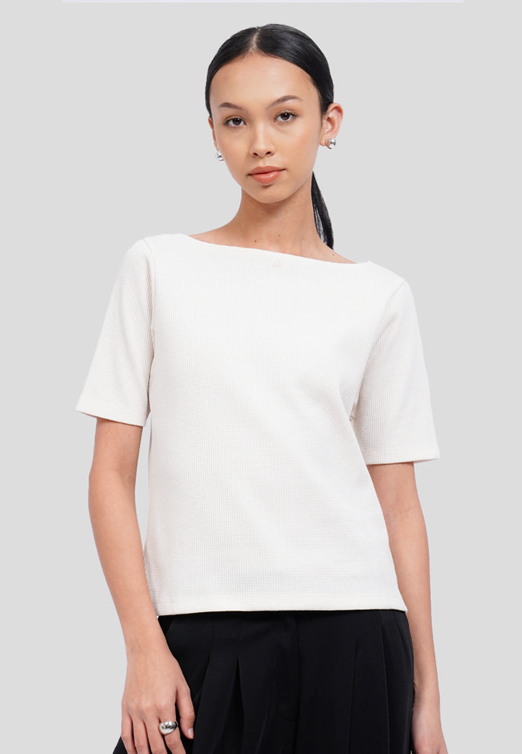 Boat Neck Short Sleeve Knit Top