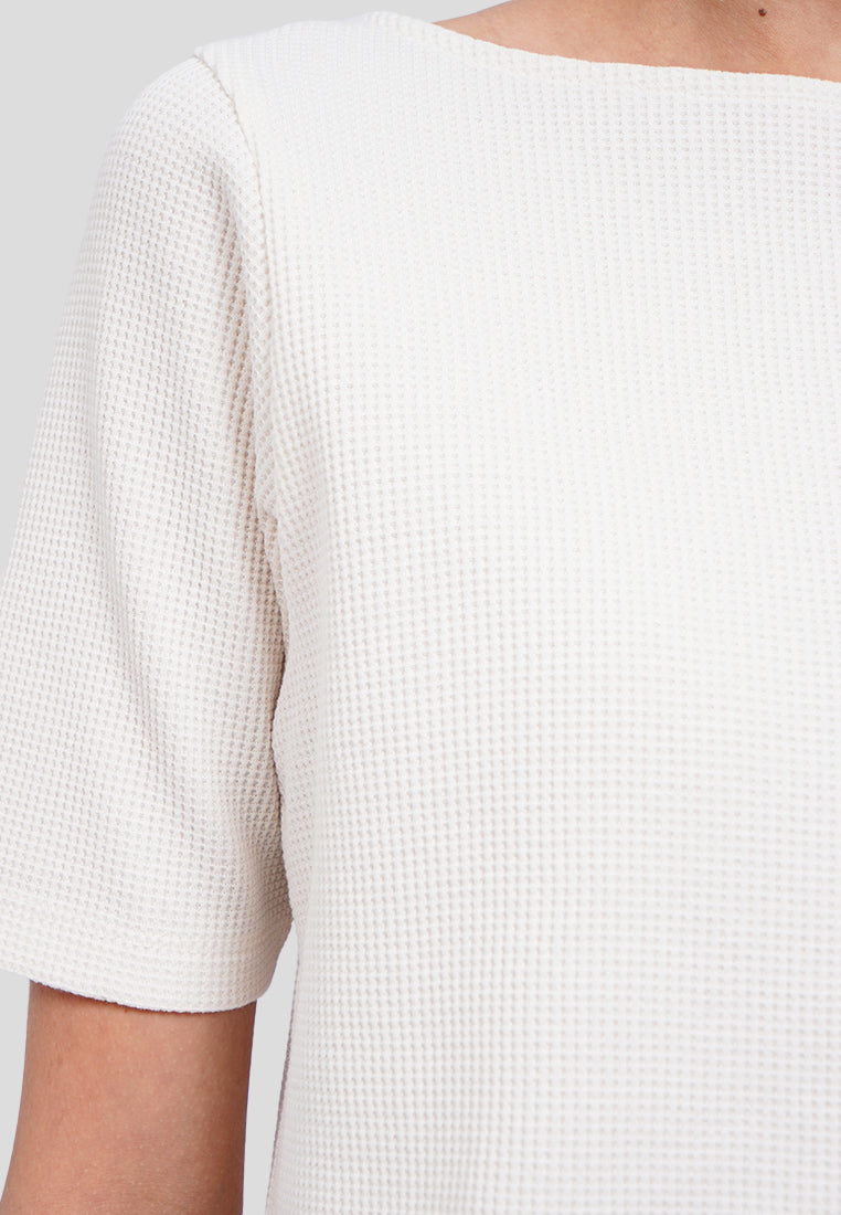 Boat Neck Short Sleeve Knit Top