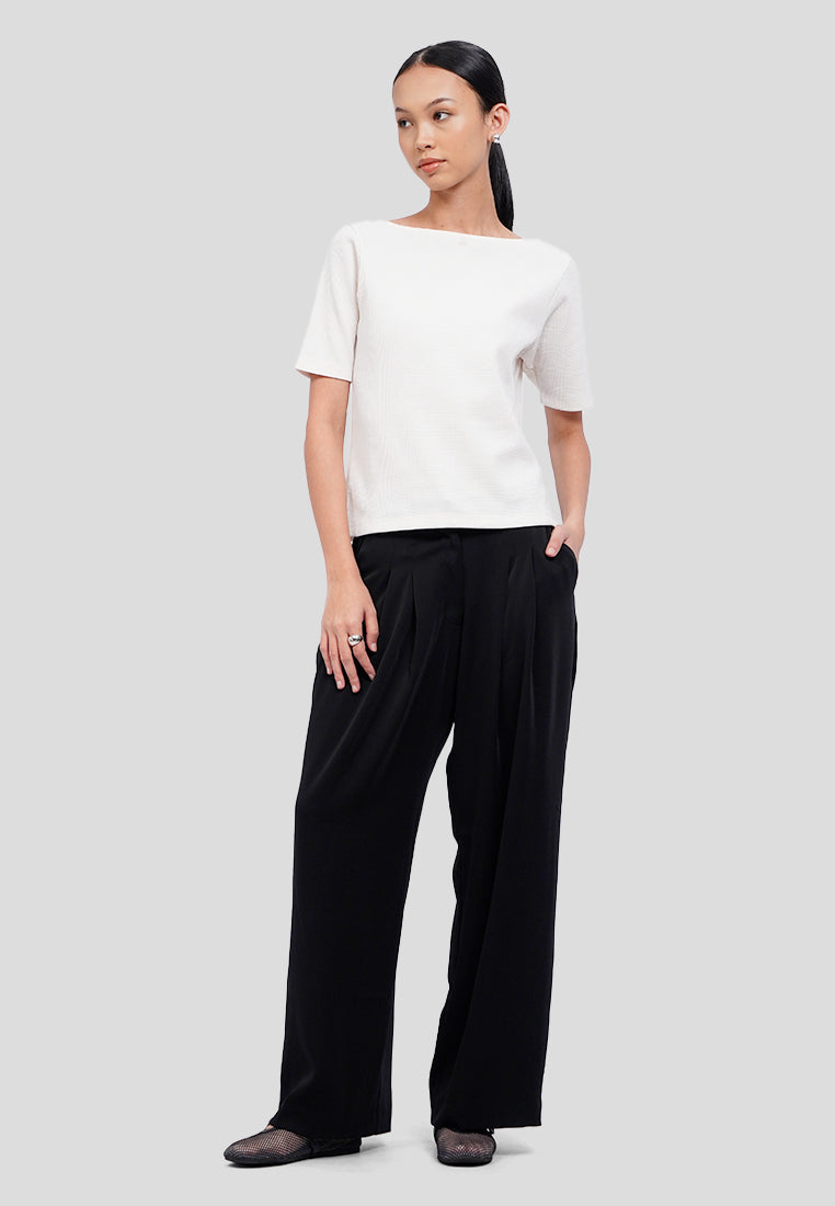 Boat Neck Short Sleeve Knit Top