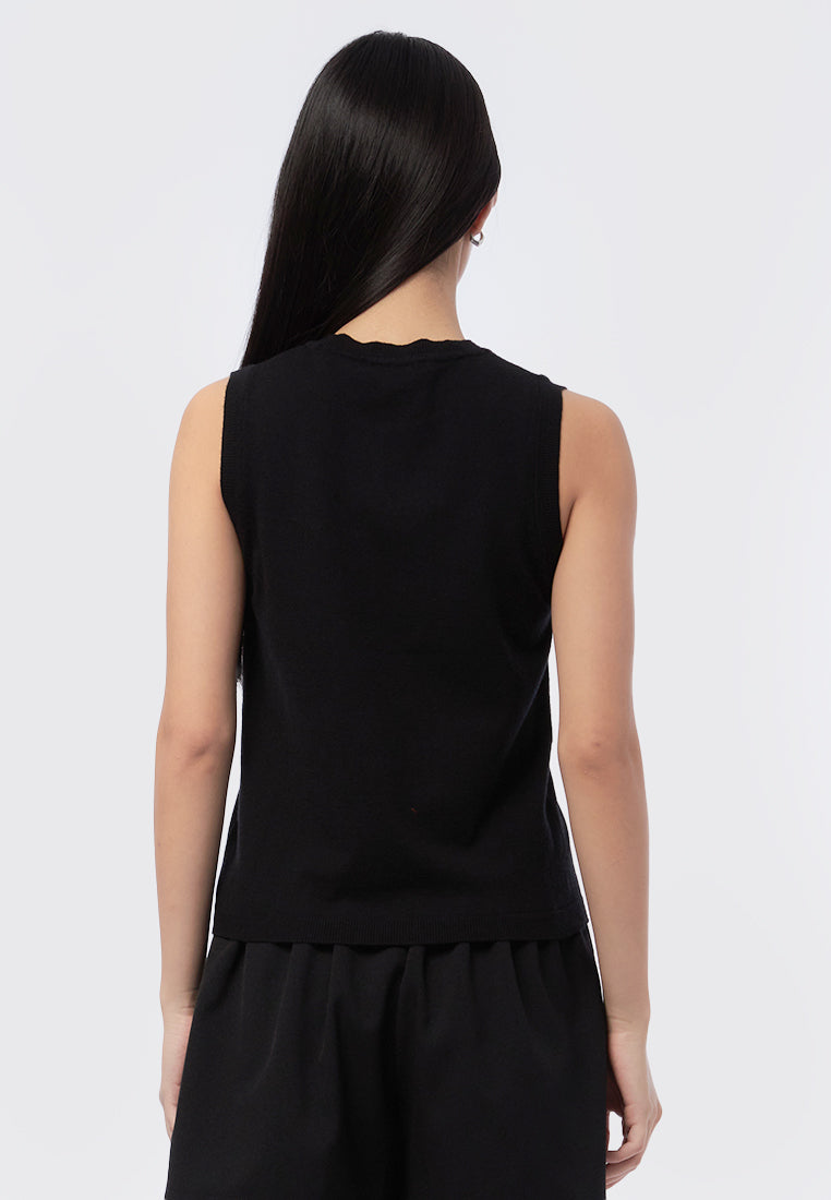 Sleeveless Knit Cropped Top
