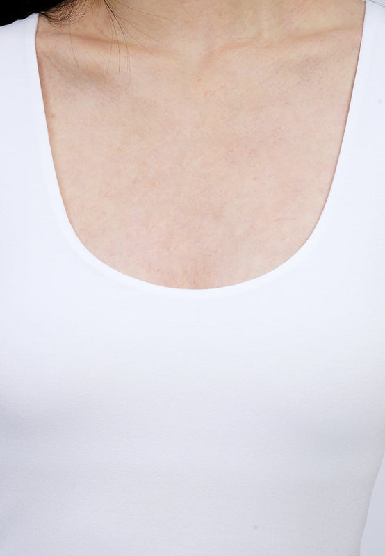 Low Neck Basic Fitted Tank Top