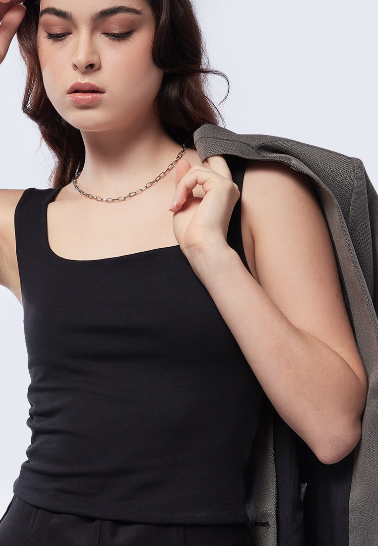 Basic Fitted Crop Tank Top