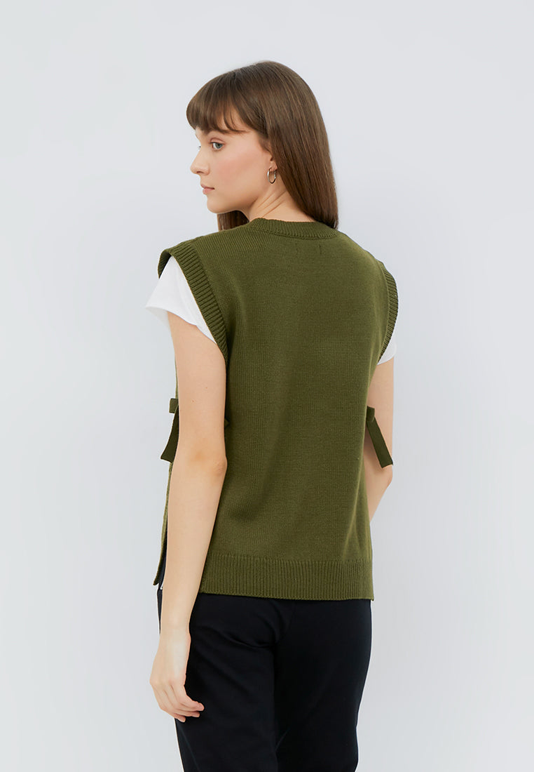 Cable Knit Sweater Vest