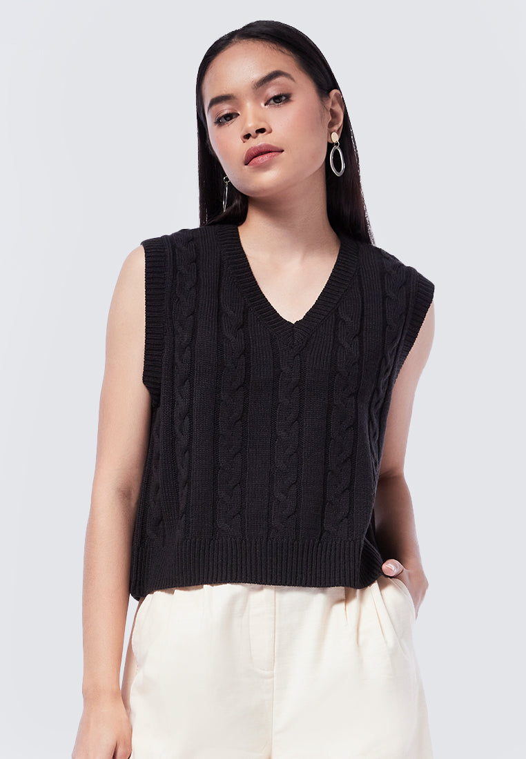 Cable Knit Vest