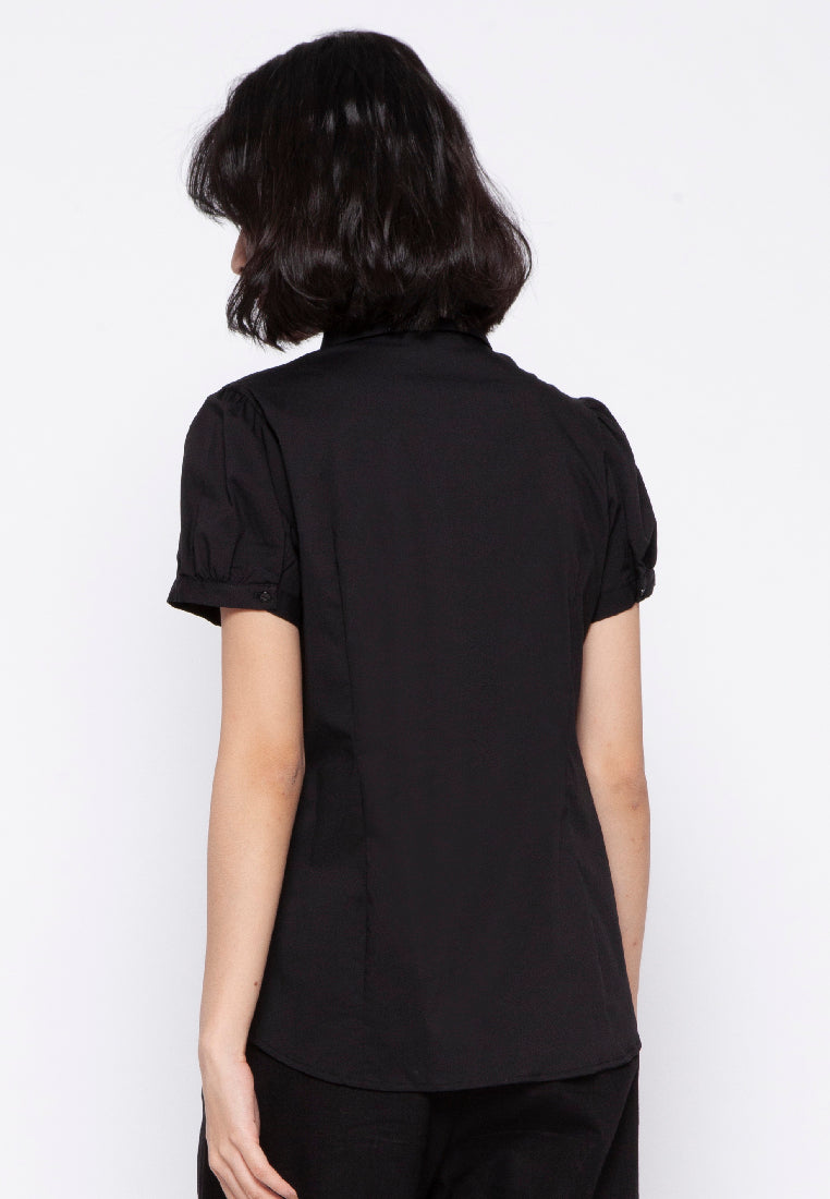Basic Shirt in Black