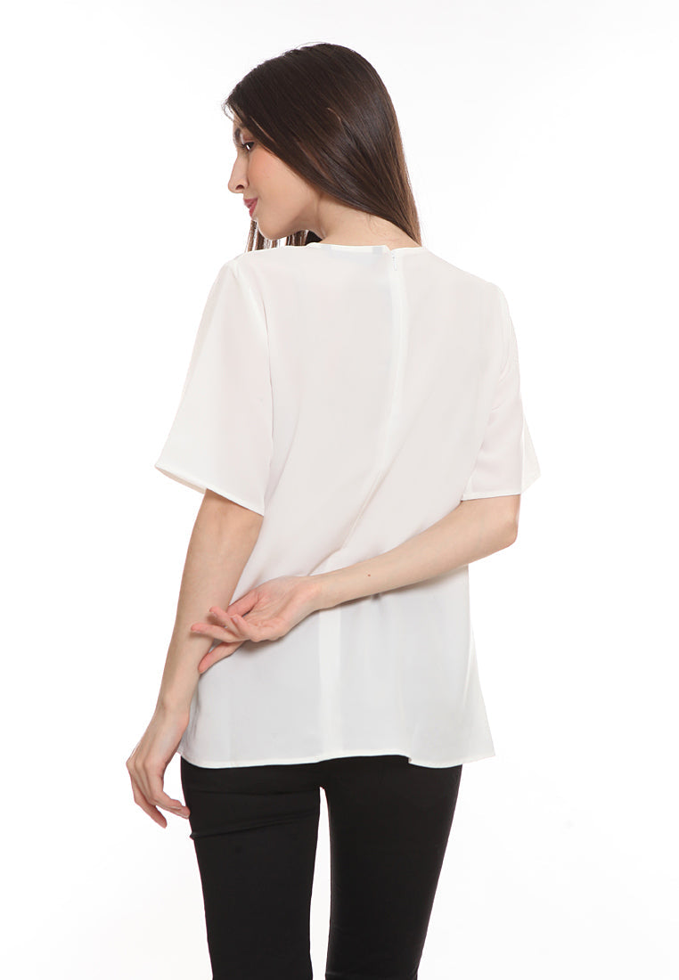 Blouse with Chain Detail