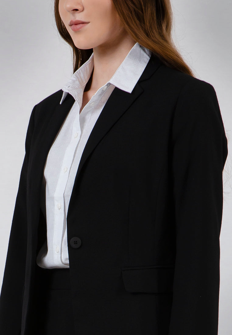 Black Blazer Essential