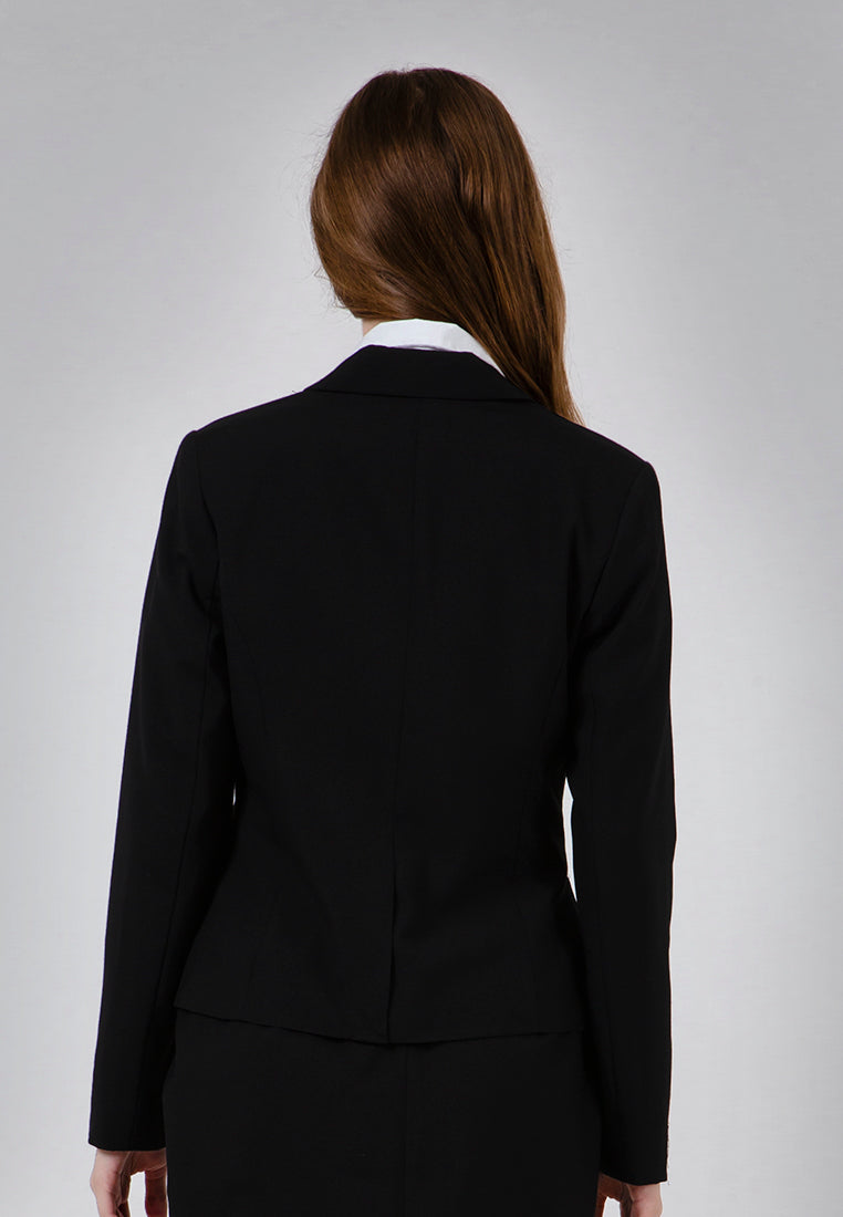 Black Blazer Essential