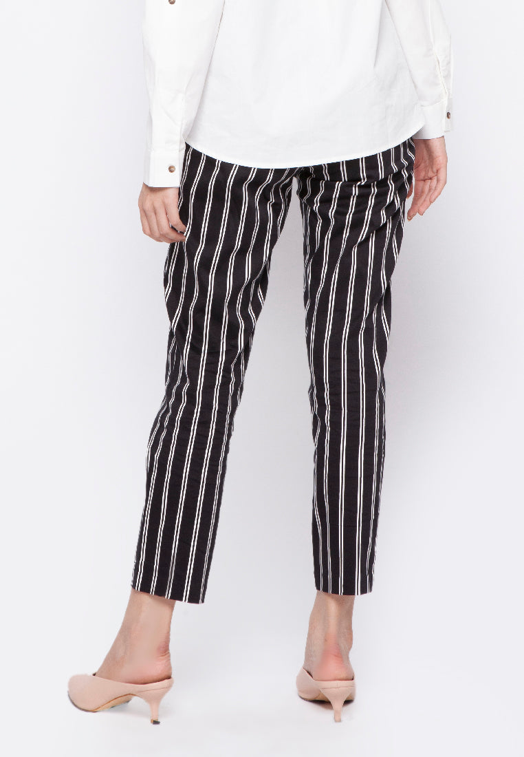 Printed Ankle Pants