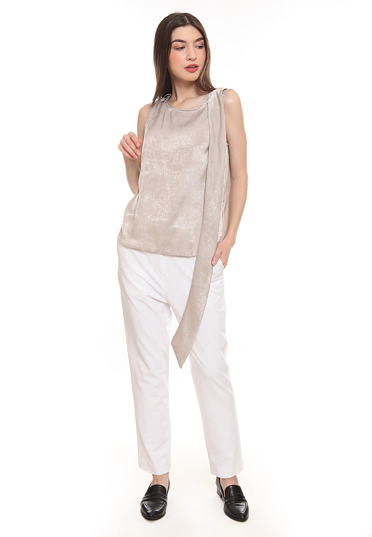 Sleevesless Blouse