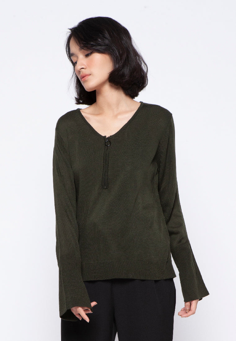 Box Sweater with O-Ring Zipper
