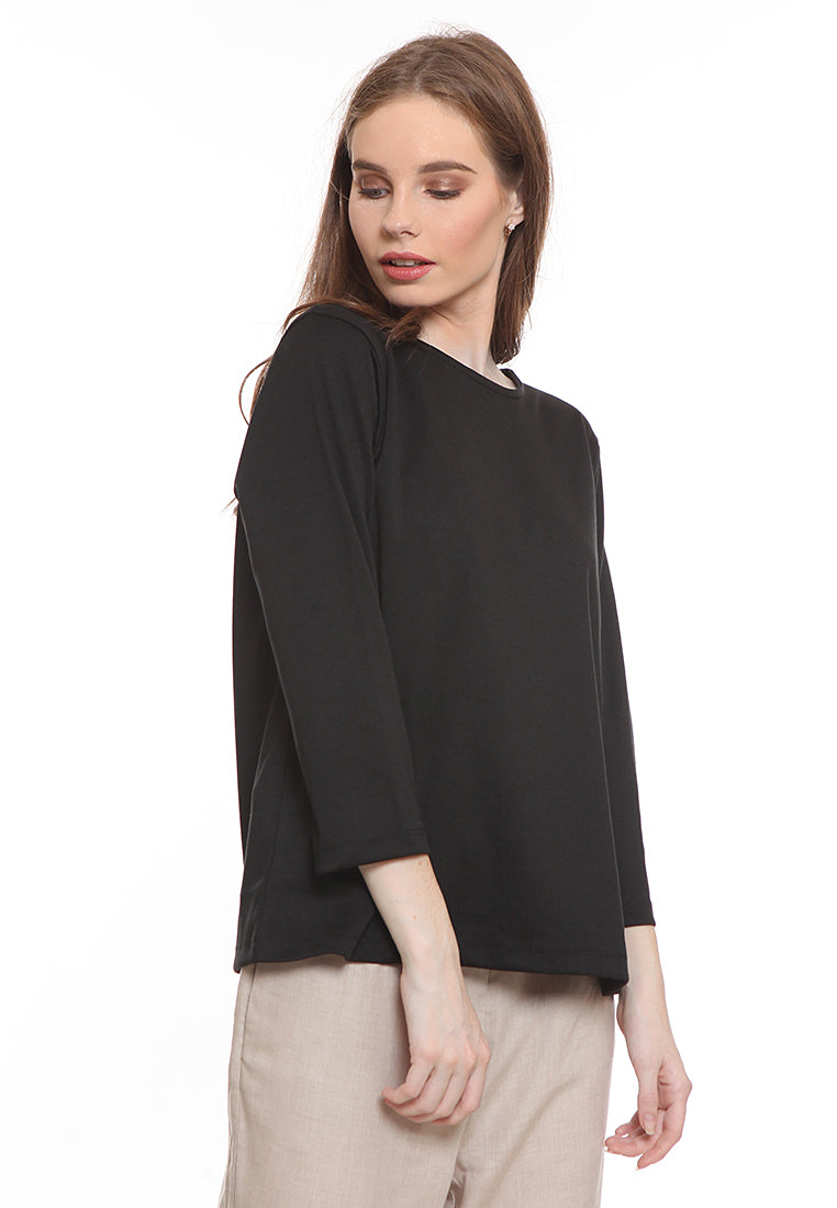 Button detail knit top