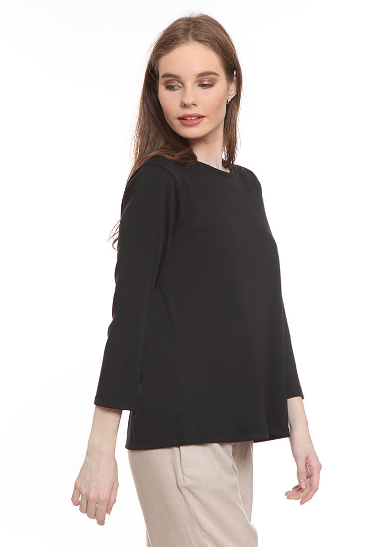 Button detail knit top