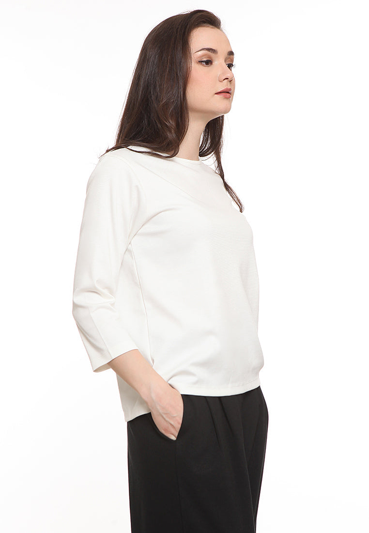 Button detail knit top