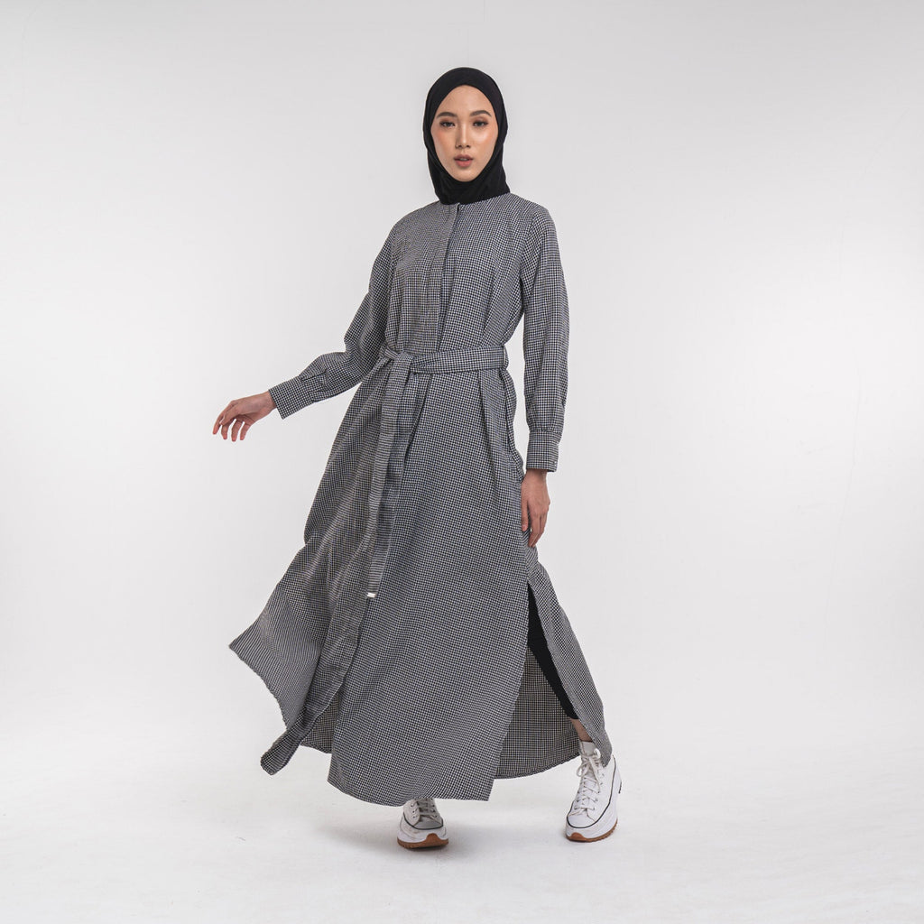 Round Neck Shirt Dress Black-White