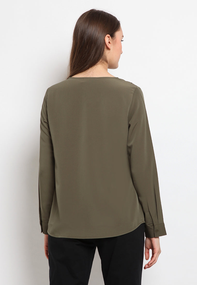 Flounced v-neck blouse
