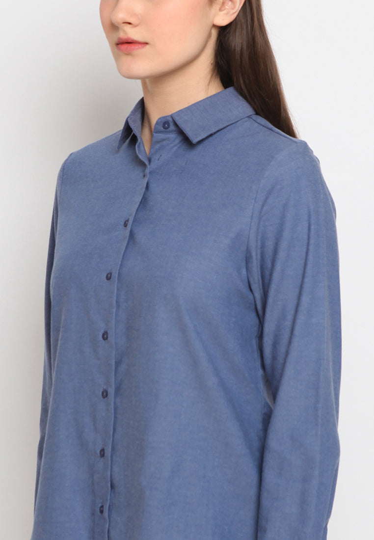 Button-up long sleeve shirt