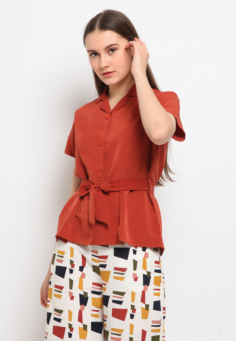 Short sleeve belted blouse
