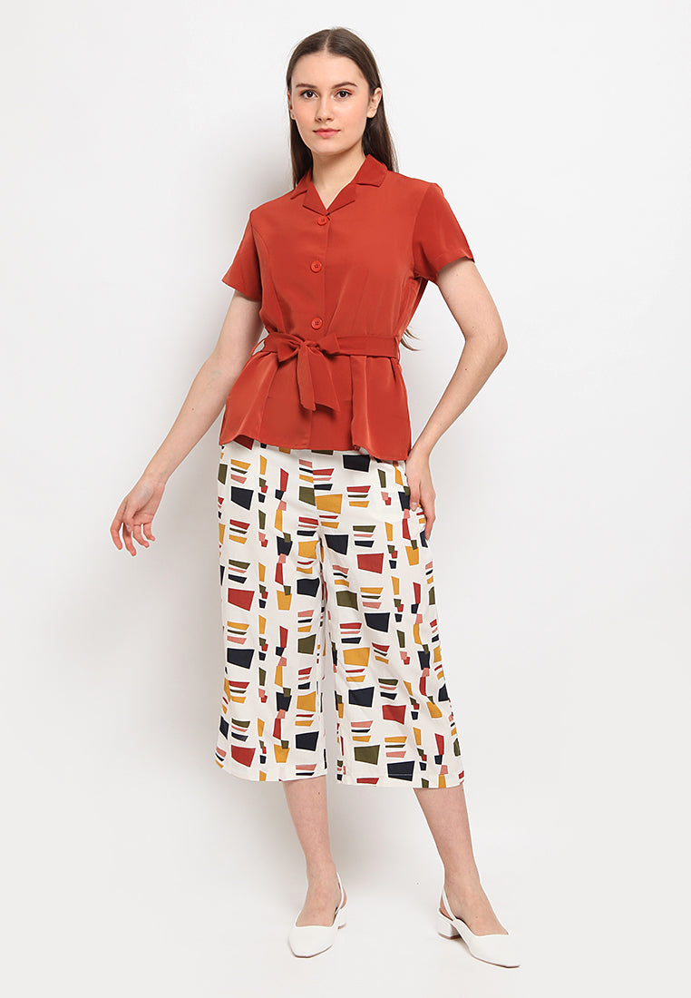 Short sleeve belted blouse