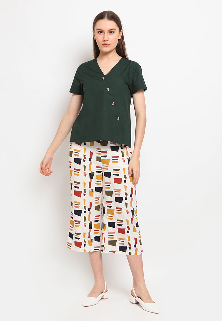 Short sleeve v-neck blouse