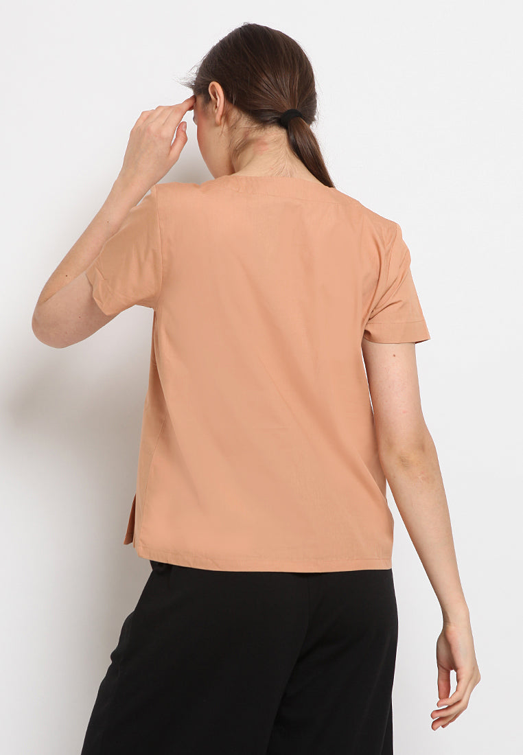 Short sleeve v-neck blouse