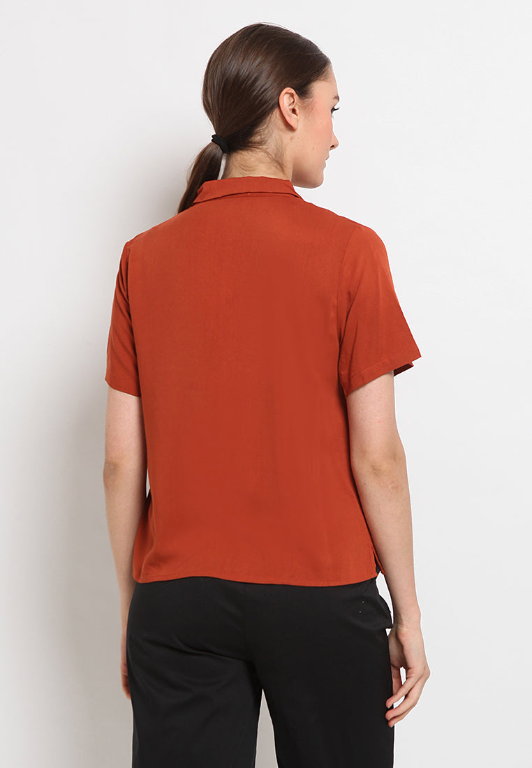 Open collar short sleeve shirt