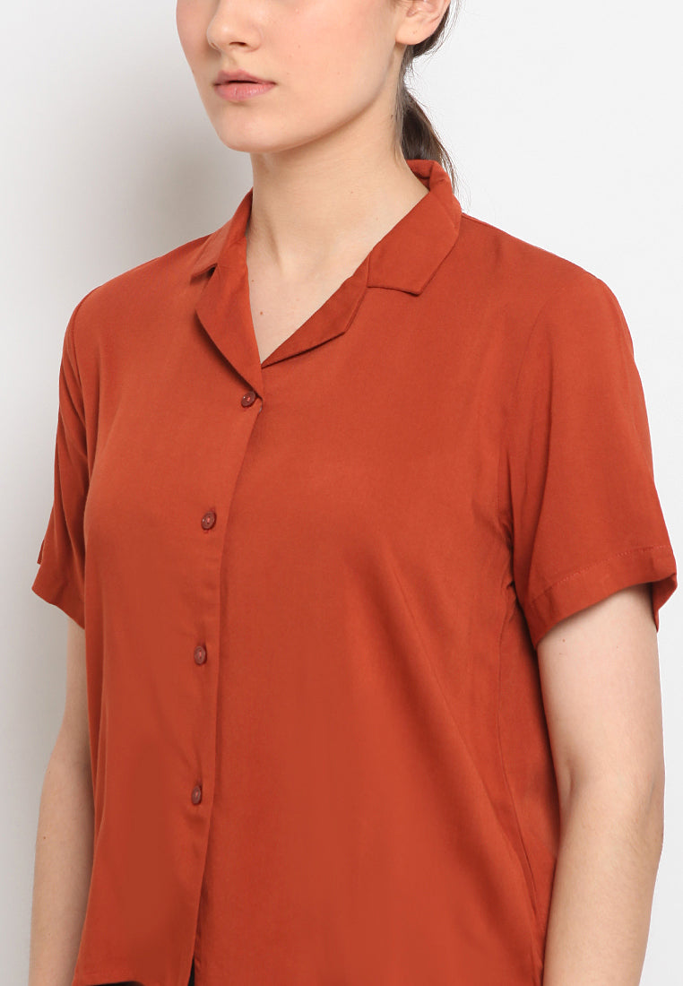 Open collar short sleeve shirt