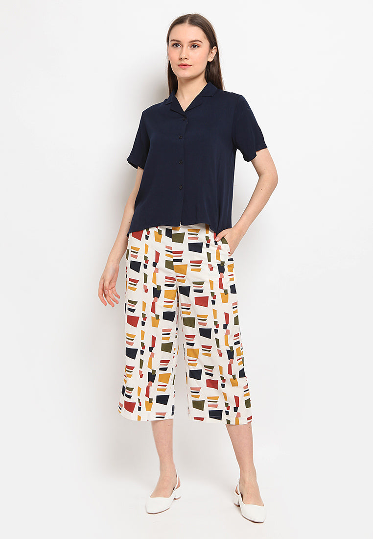 Open collar short sleeve shirt