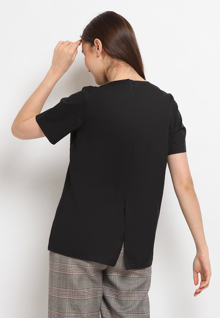 Back slit short sleeve blouse