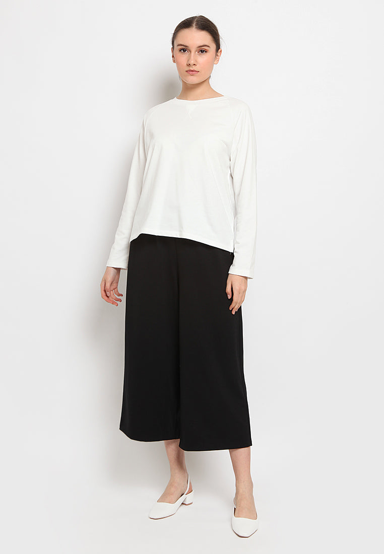Loose trouser with tie waist