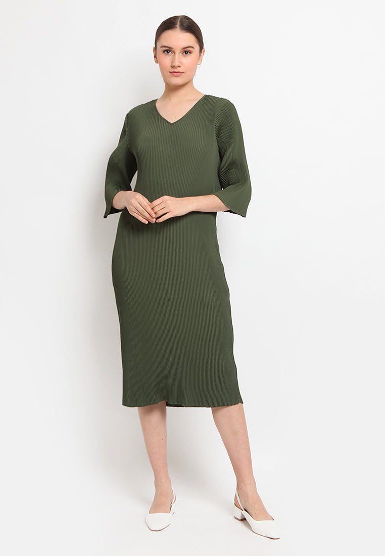 Pleated midi dress