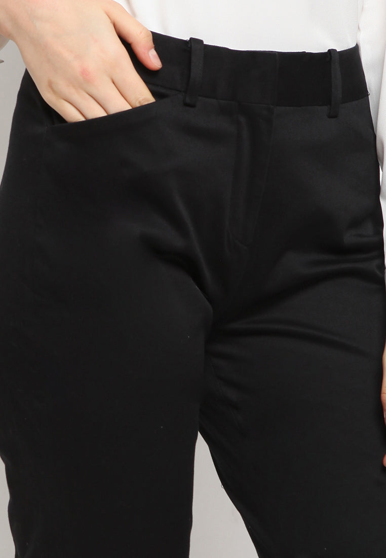 Tapered fit editor pants