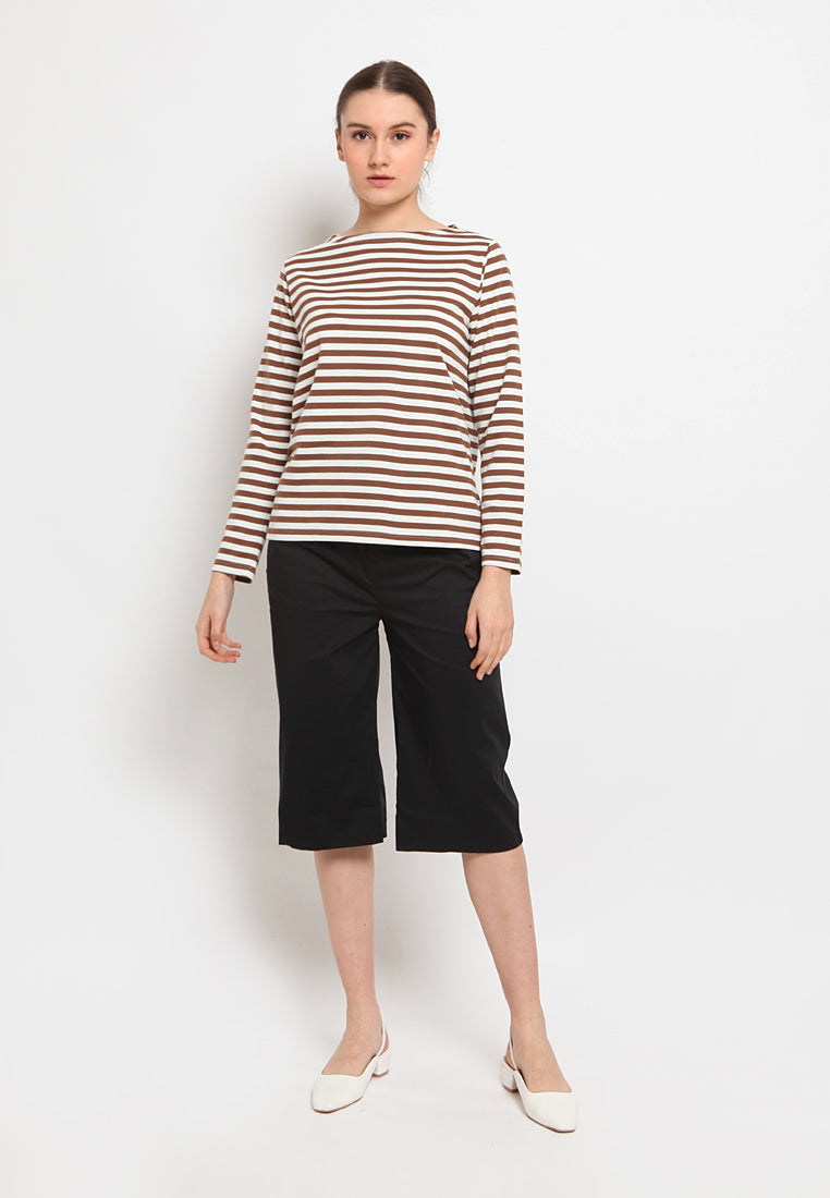 Boat neck stripe t-shirt