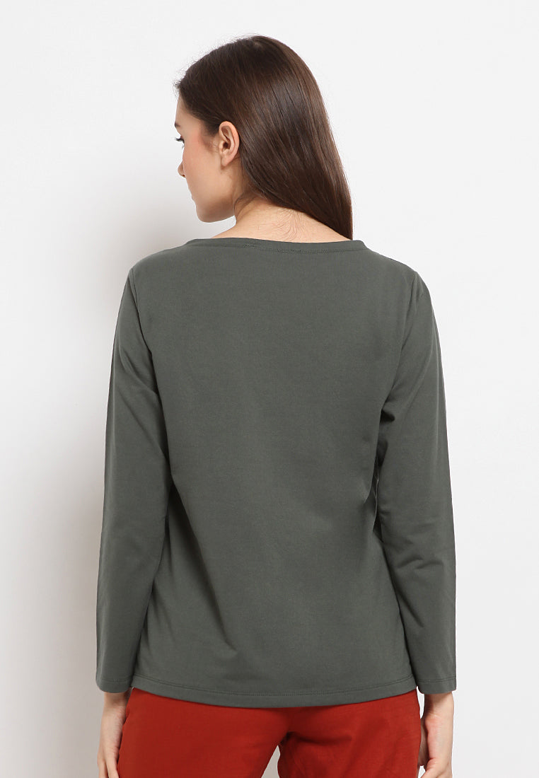 Boat neck plain t-shirt
