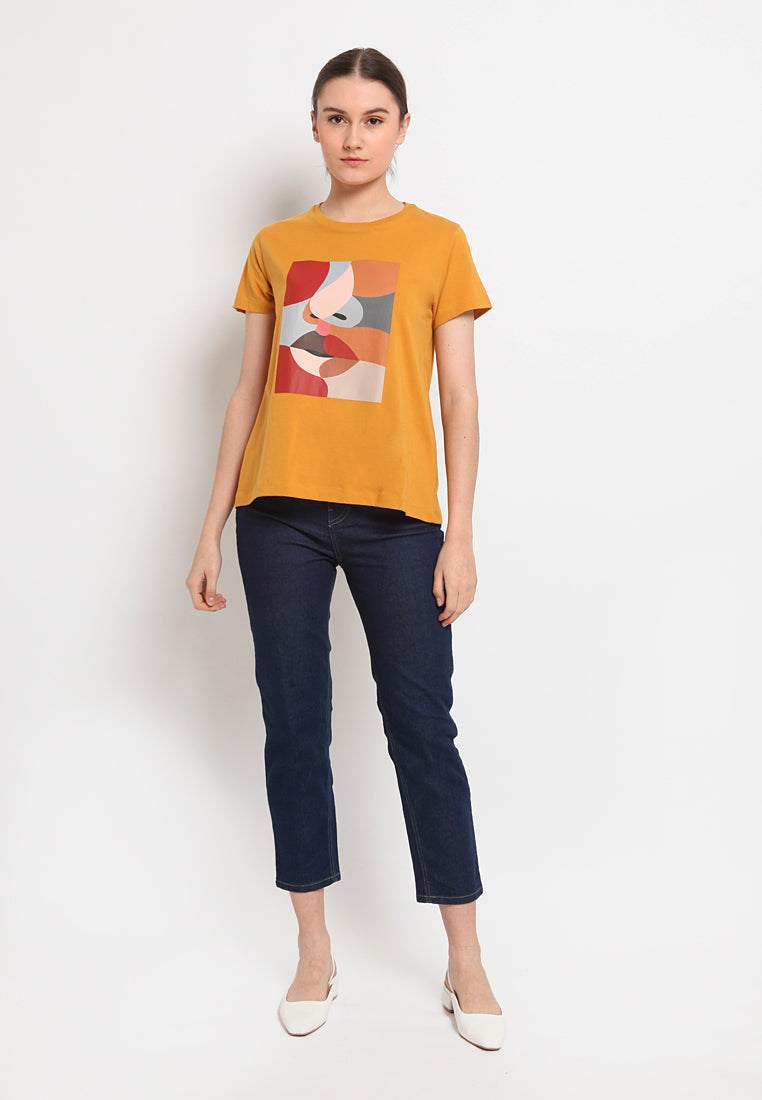 Graphic short sleeve t-shirt