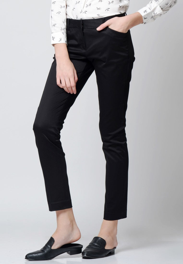 Black Manhattan Editor Pants