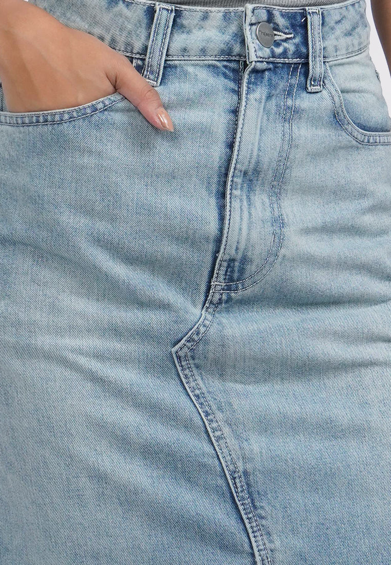 Skinny Denim Skirt