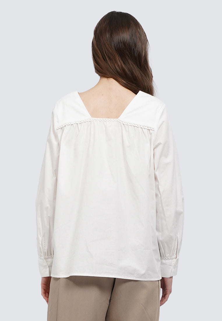 Round Neck Long Sleeve Blouse