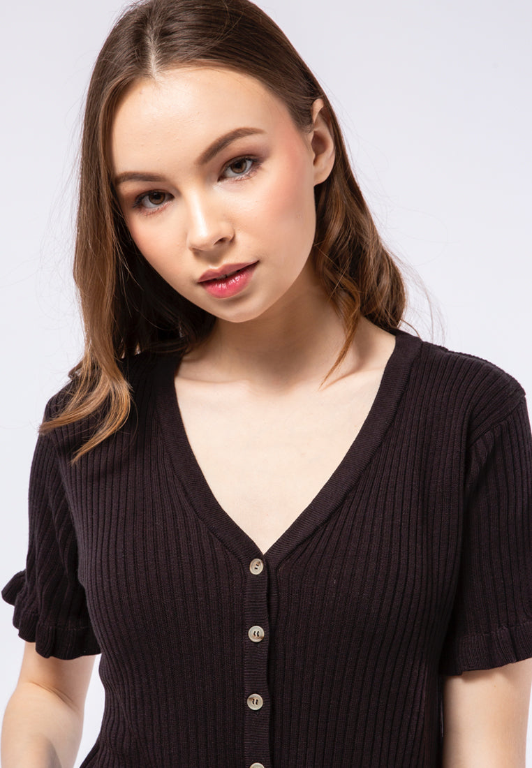 Short Sleeve V-neck Knit Top