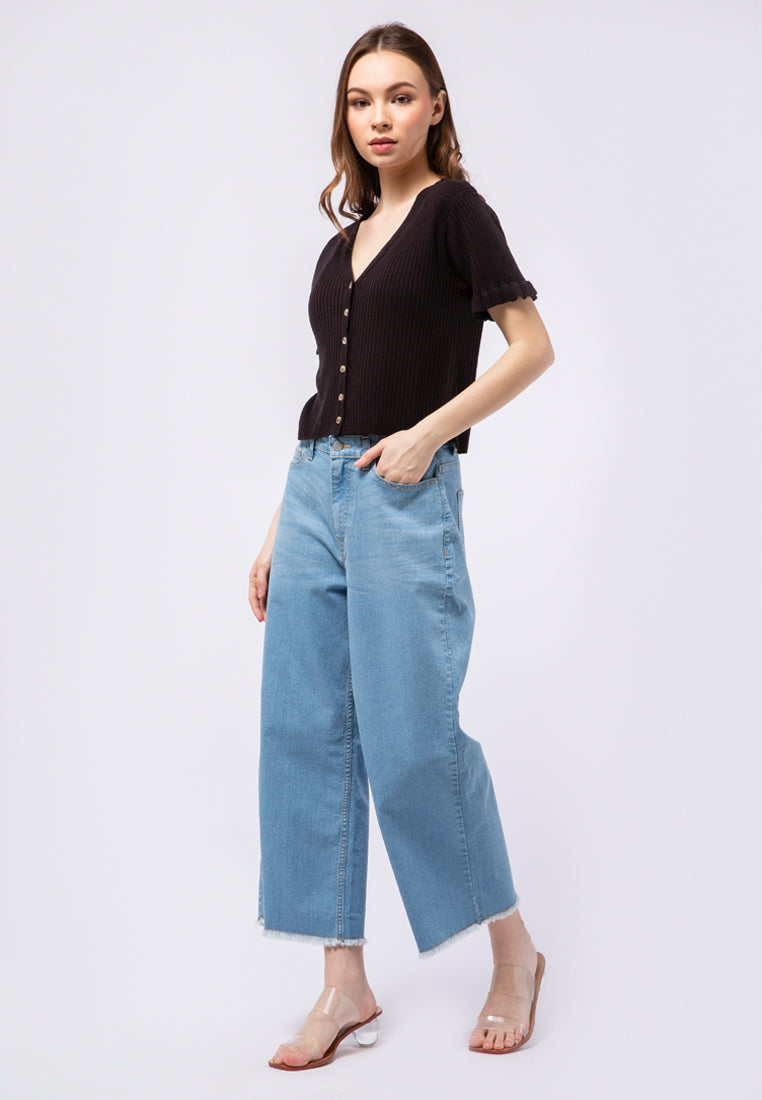 Short Sleeve V-neck Knit Top